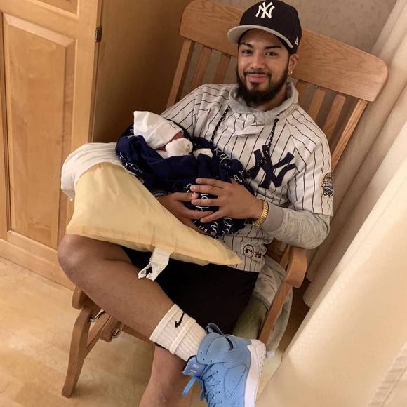 Meet your Posher, Kelsin - Picture 1 of 1